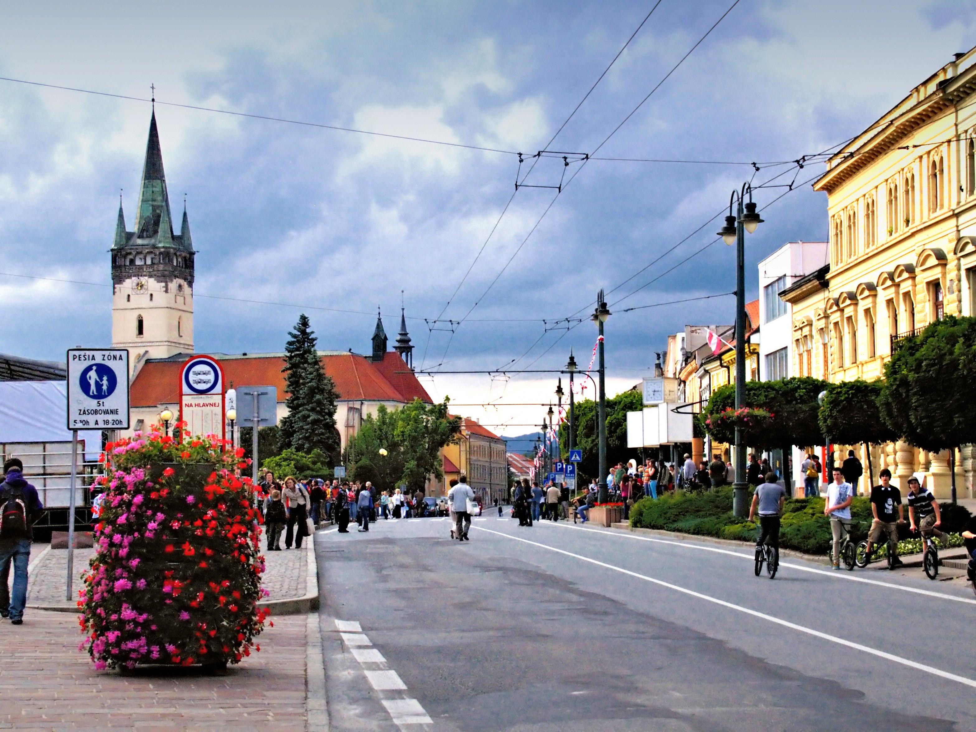 Rovné cesty a chodníky